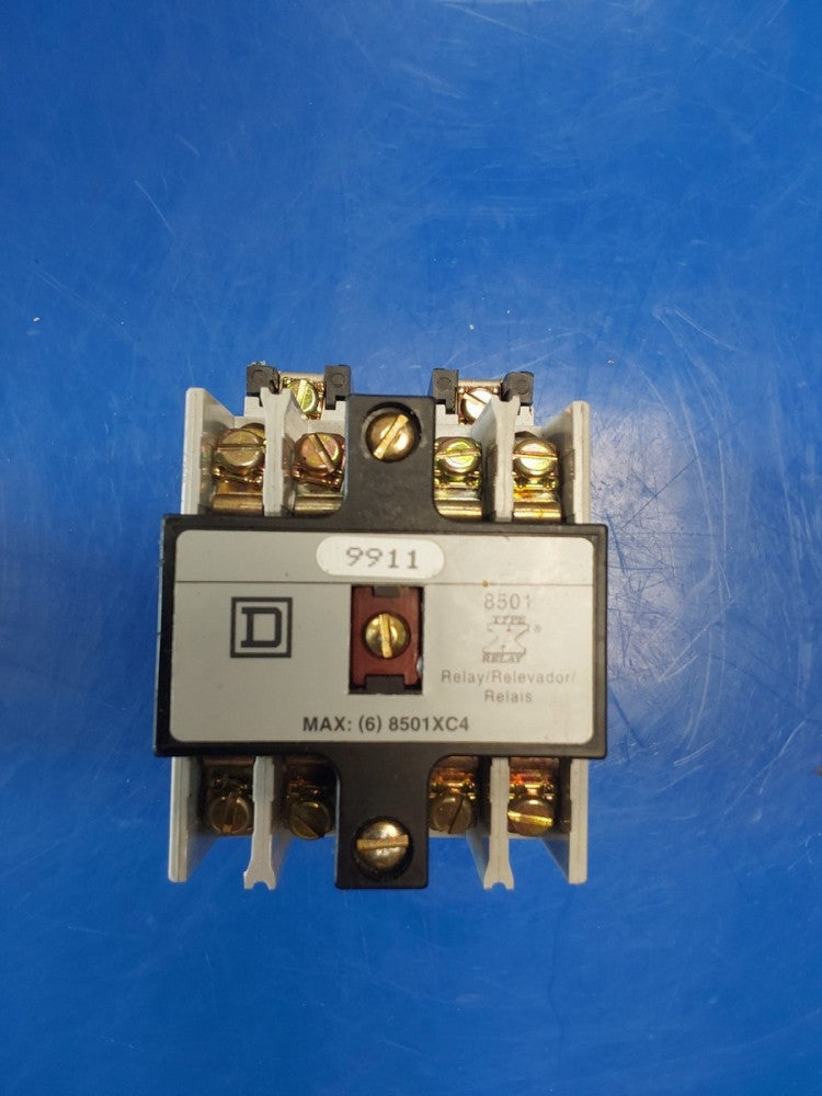 Square D Industrial control Relay Class 8501 XM040 Corm CX Series A 