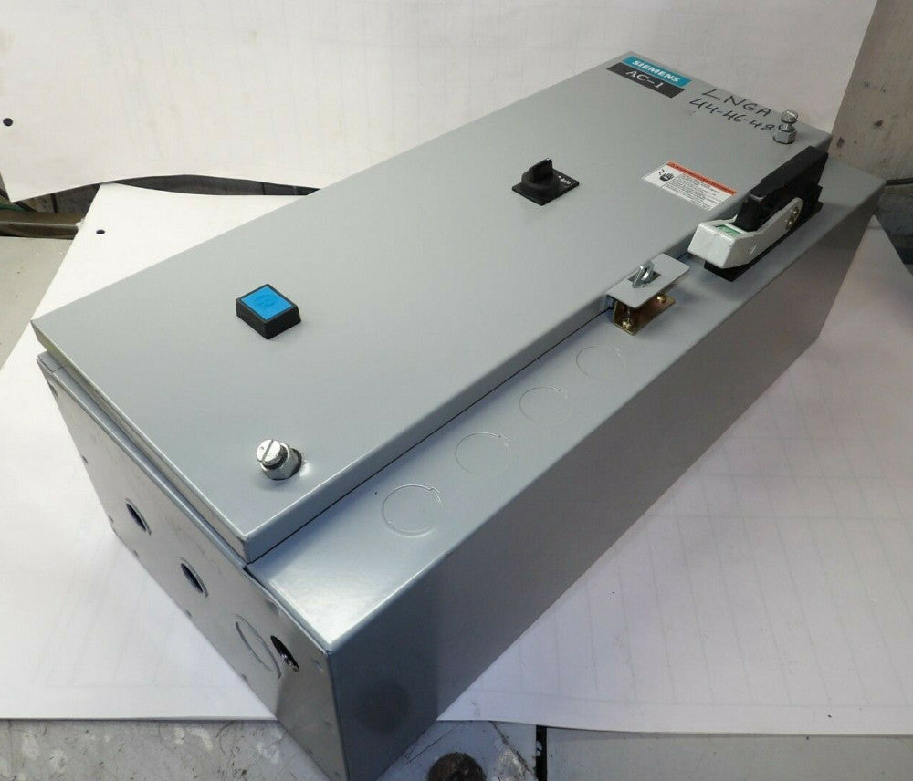 SIEMENS SIZE 0 FUSIBLE COMBINATION MOTOR STARTER 5 HP 120 V COIL 14CP32A*81