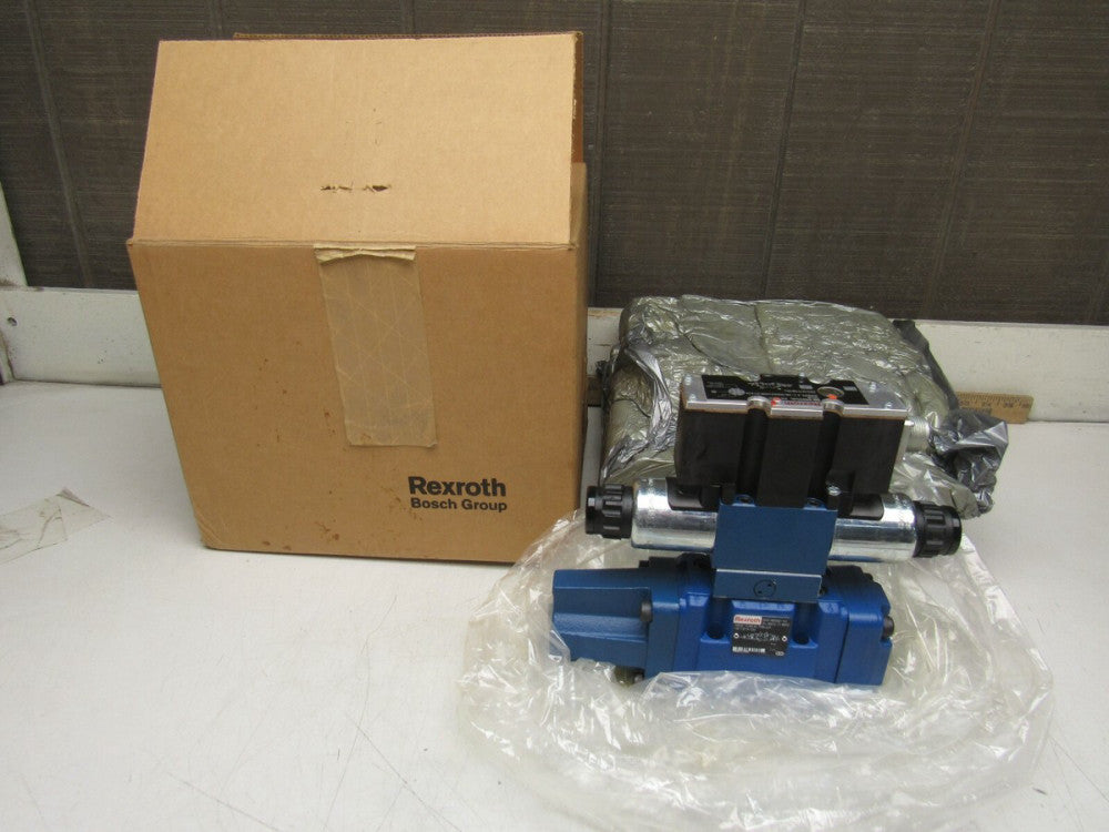  REXROTH R900921152 , HYDRAULIC VALVE , MODEL# 4WRZE 10 W6 50-70/6EG24 , NIB! 