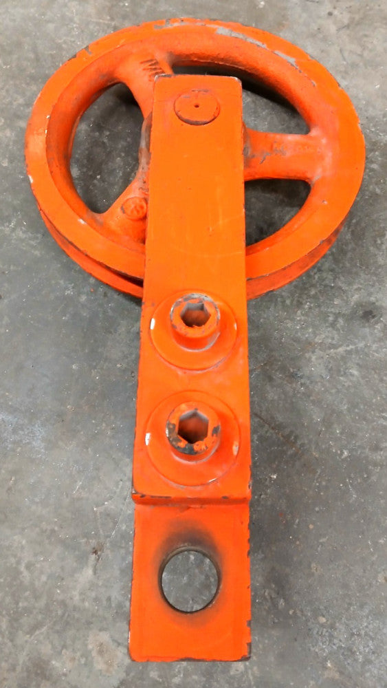 10" SHEAVE/PULLEY WITH BRACKET 1VU2 WIRE ROPE SIZE 3/4" HOLE DIAMETER 1-5/16"
