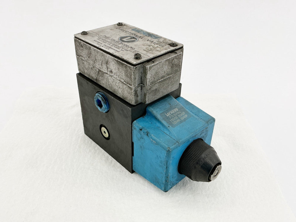 Vickers 02-119767-DG4S4W-012A-B-60 Pilot Valve 110/120V .85A A99S