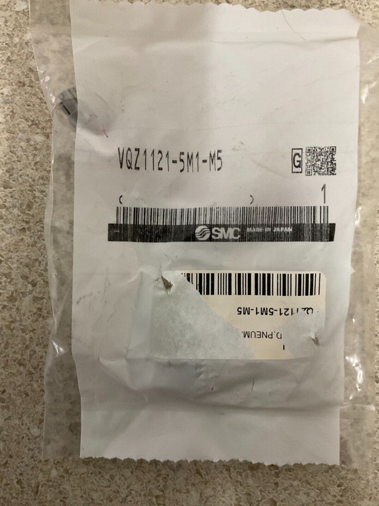 SMC VQZ1121-5M1-M5 NEW