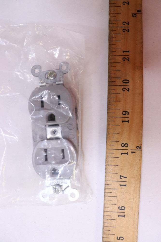 Bryant Industrial Receptacle No Tamper Resistant Gray 15 A 5262BGRY