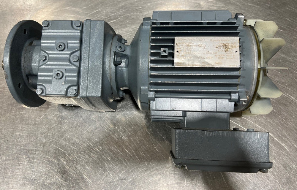 SEW-EURODRIVE Type RF37DI90LA Motor With Gear Box Nos Surplus. Missing Fan Cover