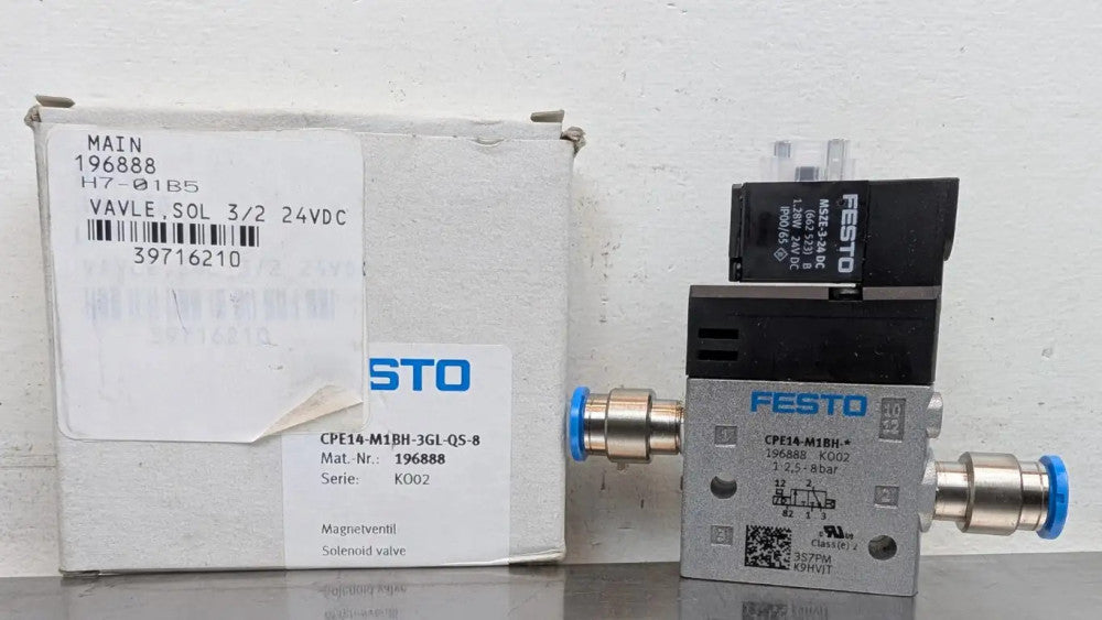 Festo CPE14-M1BH-3GL-QS-8 Solenoid Valve 196888 24VDC Coil 24VDC 1.28W