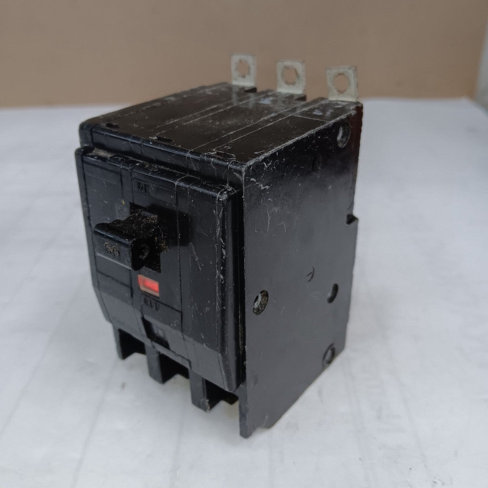 SQUARE D 60 AMP BOLT-ON CIRCUIT BREAKER 3 POLE 240 VAC 22kA QOB360VH