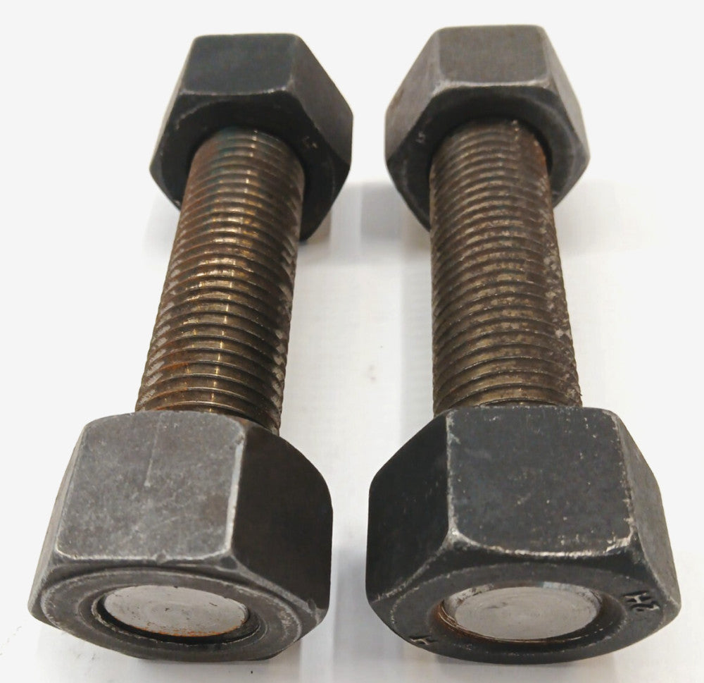 FULLY THREADED ROD 1-8 X 5-1/2 GRADE B7 WITH 2 1 IN HEAVY HEX NUT   LOT OF 2