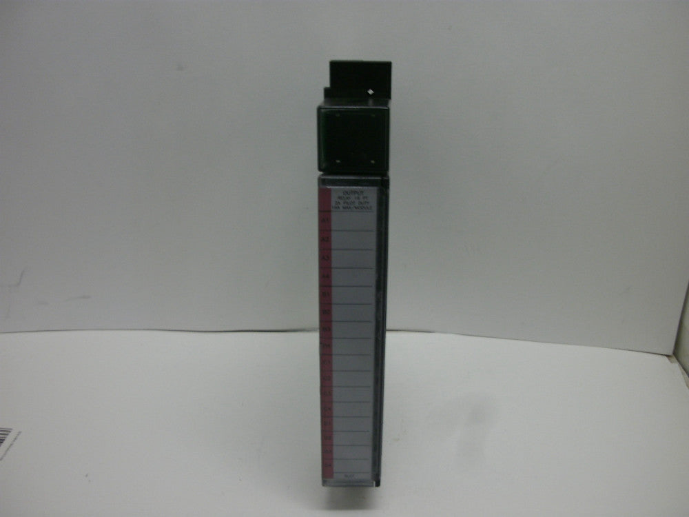 GE FANUC IC697MDL940 OUTPUT MODULE 16 POINT RELAY SIGNAL 2A 44A730154-G01