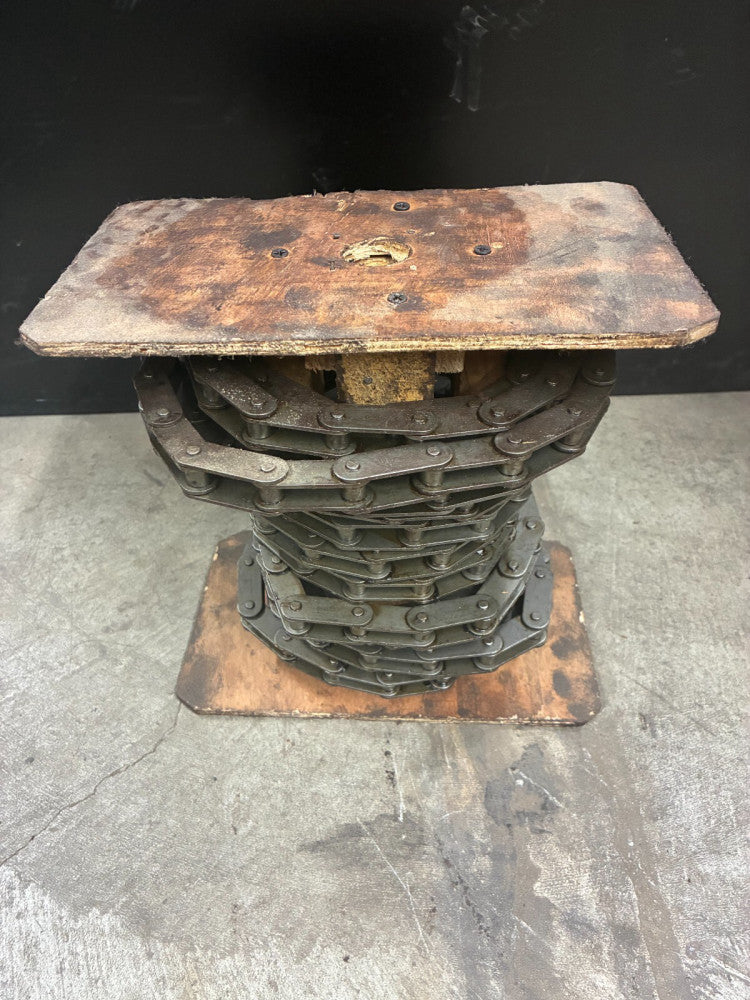 UNBRANDED ROLLER CHAIN C2050 LENGTH: 106 INCHES