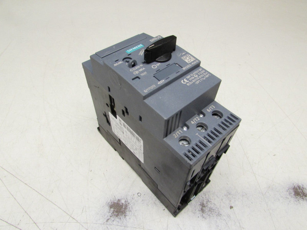 SIEMENS SIRIUS 3RV2032-4UA10 32-40FLA MOTOR CONTROLLER XLNT USED TAKEOUT 