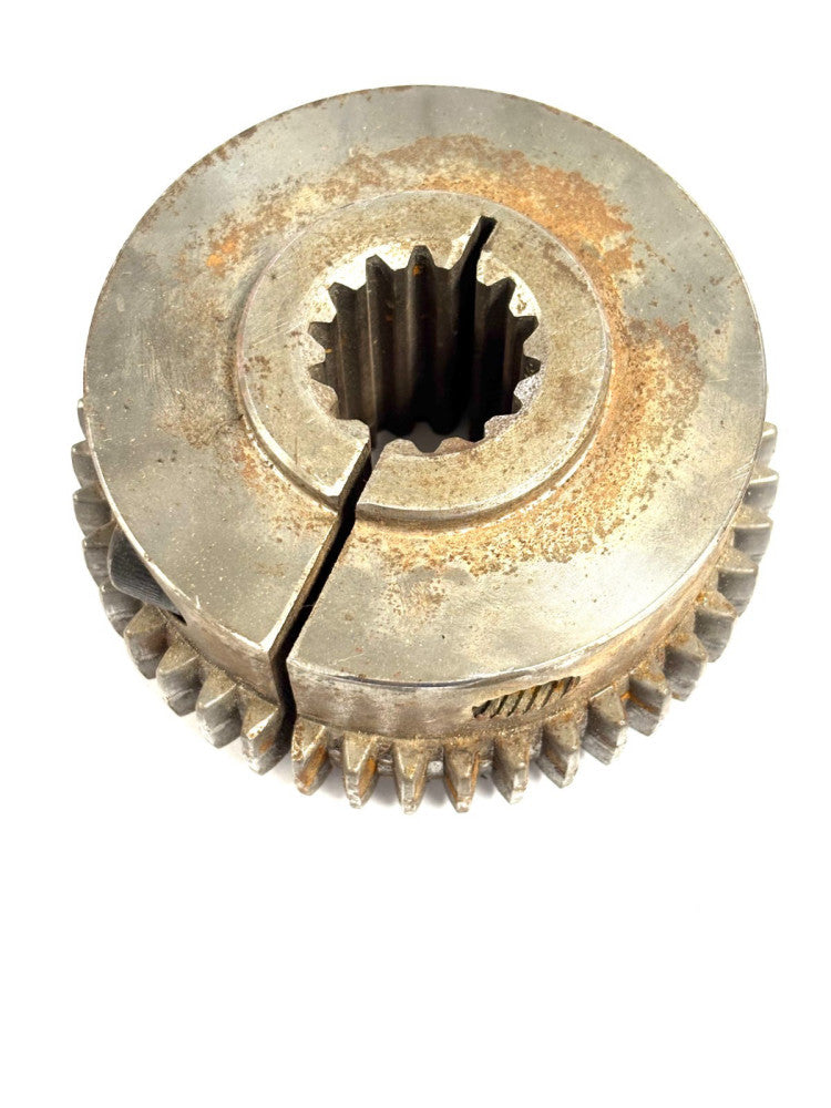 CLAMP HUB 1-9/32 IN HOLE DIA