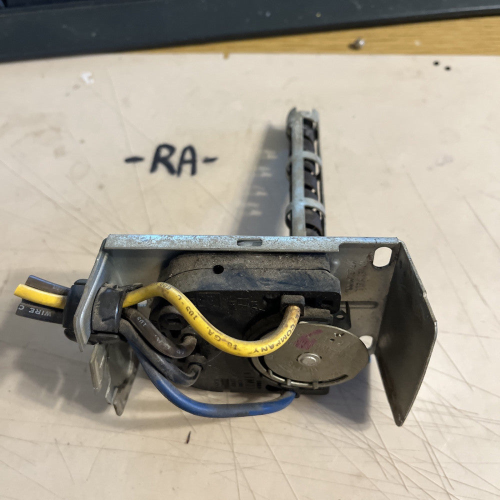 Honeywell L4064E1082  5” Fan and Limit Control  (RA)
