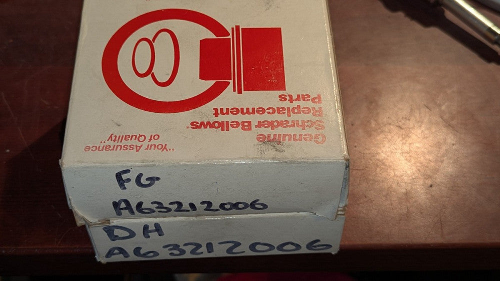 LOT OF (2) SCHRADER BELLOWS 2" PISTON SEAL KIT A63212006 NIB