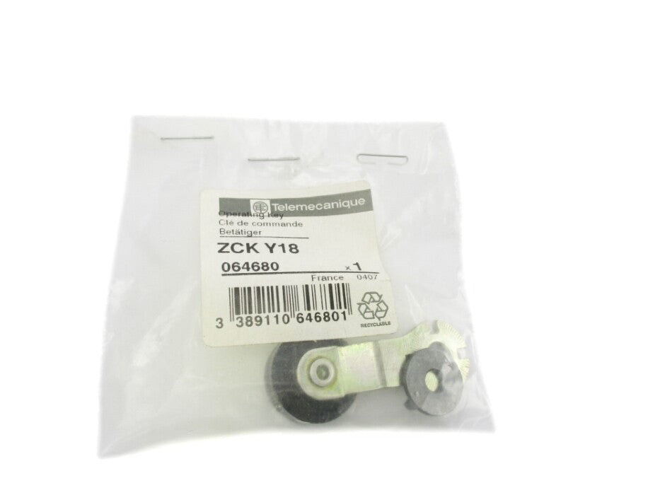 TELEMECANIQUE ZCKY18 064680 NSMP