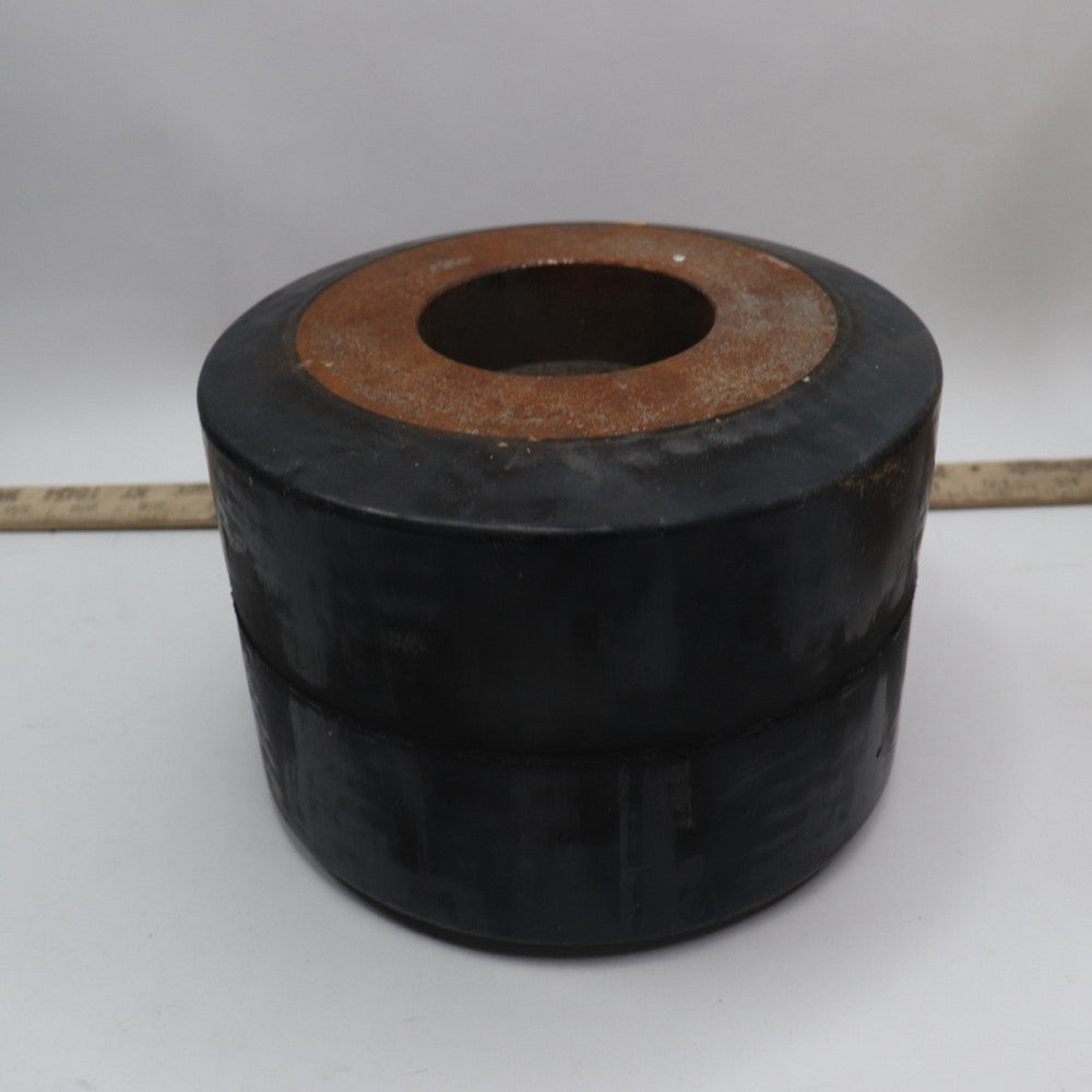 Caster Poly 7" OD x 5" W x 2-3/4"