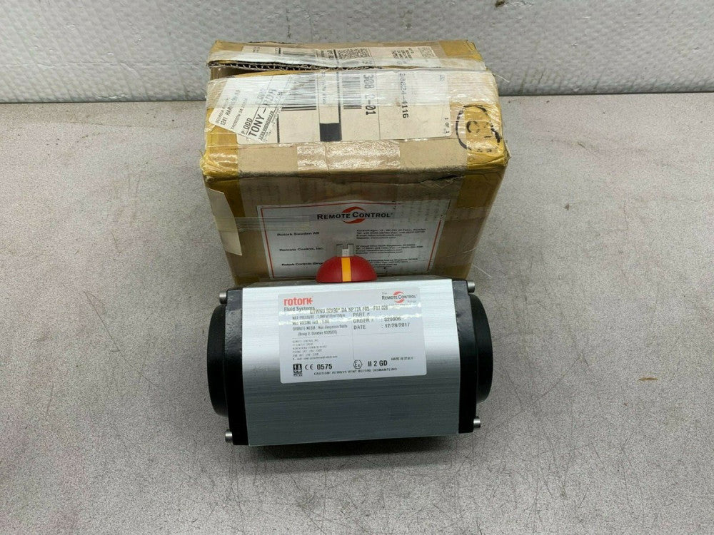 NEW IN BOX ROTORK NP17A F05-F07 020 PNEUMATIC ACTUATOR GTWNU.92X90