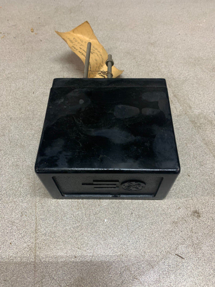 NEW NO BOX GENERAL ELECTRIC 125VDC. RELAY 12HGA11B2