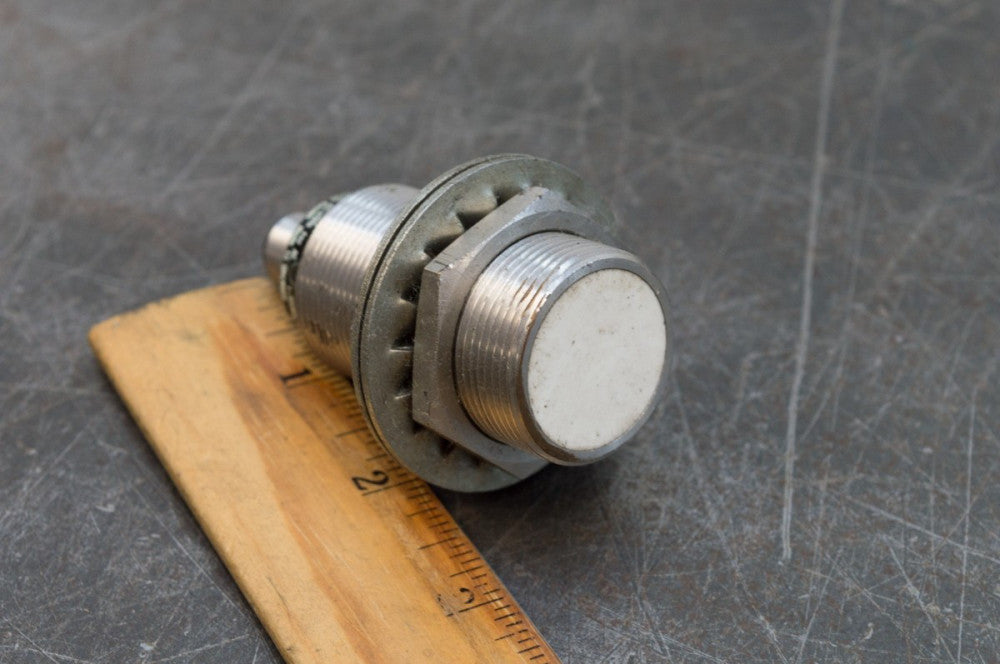 IFM II0340 IIK2015BABOA/SL/LS  Inductive Proximity Sensor Used