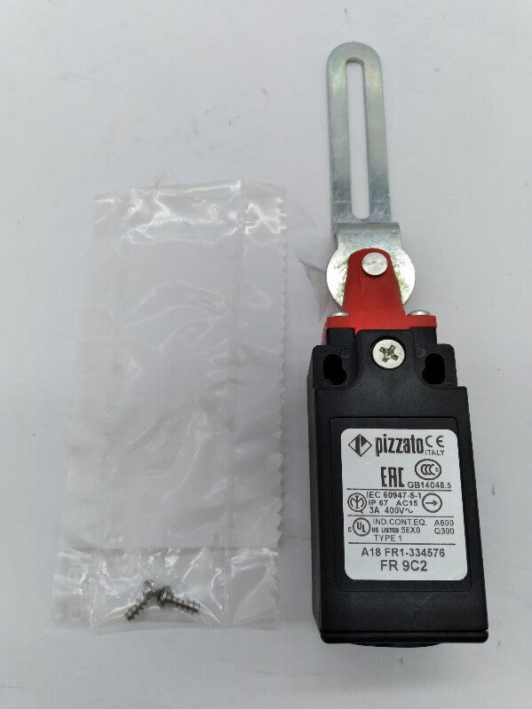 Pizzato FR 9C2 Safety Limit Switch 