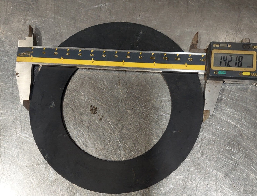 Round Circular Rubber Gasket.   142mm OD /92mm ID / 1.95mm Thick