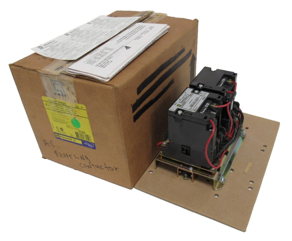 NEW SQUARE D 8702SBO4V02S REVERSING CONTACTOR SIZE 0 SER. A