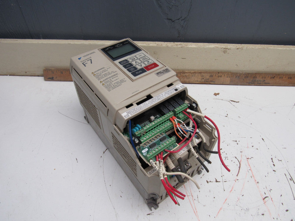 YASKAWA VARISPEED F7 VARIABLE FREQUENCY DRIVE CIMR-F7U45P5 NICE USED TAKEOUT !!