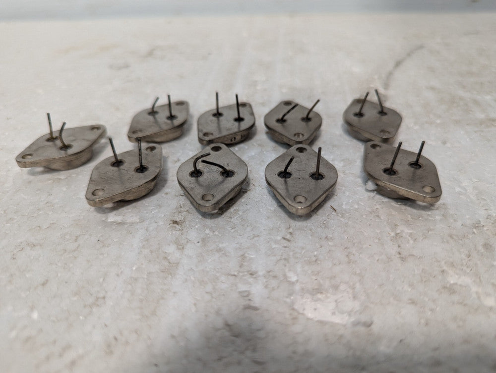 Lot of 9 Transistors: 574-162 PNP Darlington Power Transistors