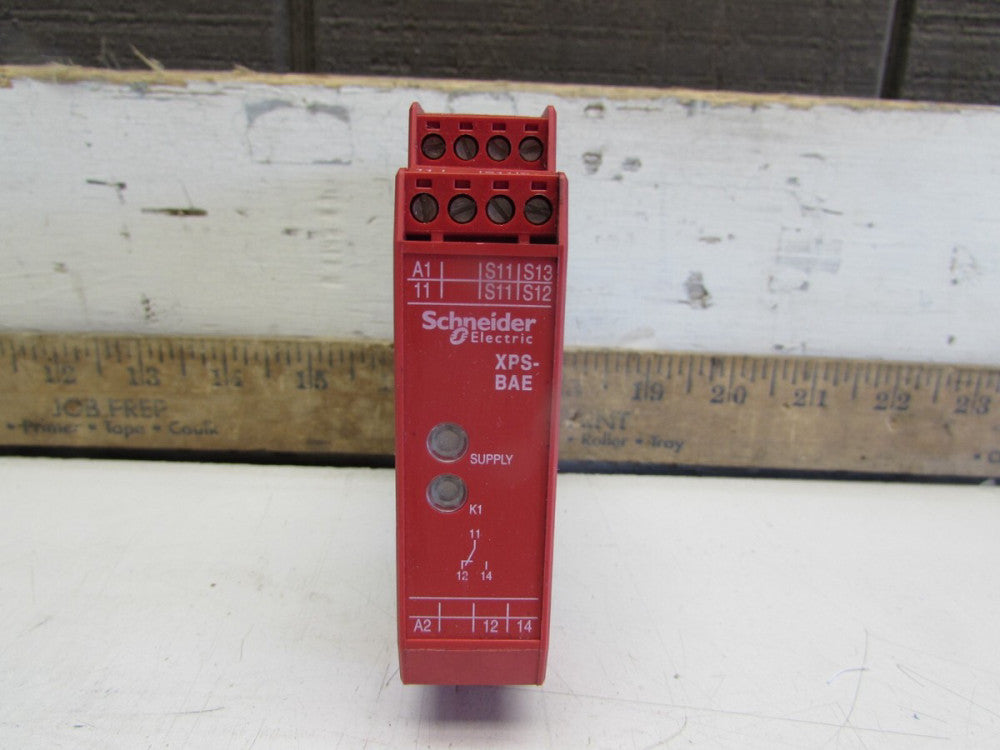 SCHNEIDER PREVENTA XPSBAE5120P 24V AC/DC SAFETY RELAY XLNT USED TAKEOUT !!