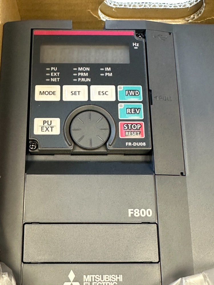 Mitsubishi Electric FR-F820-00490-3-N6 F800 Inverter 3PH AC200-240V 50 ...