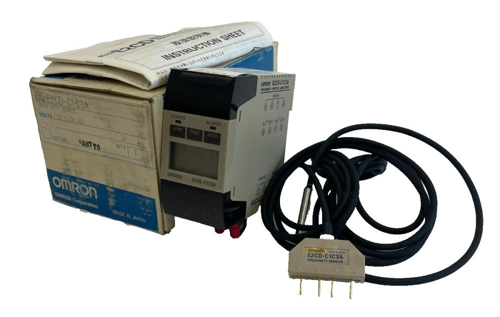 NEW OMRON E2CD-C1C3A PROXIMITY SENSOR 12 to 24VDC E2CDC1C3A
