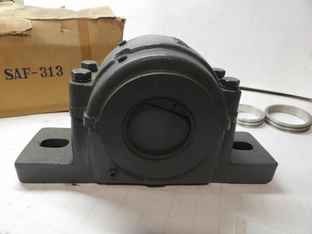NEW SKF 2 BOLT PILLOW BLOCK HOUSING SAF 313 