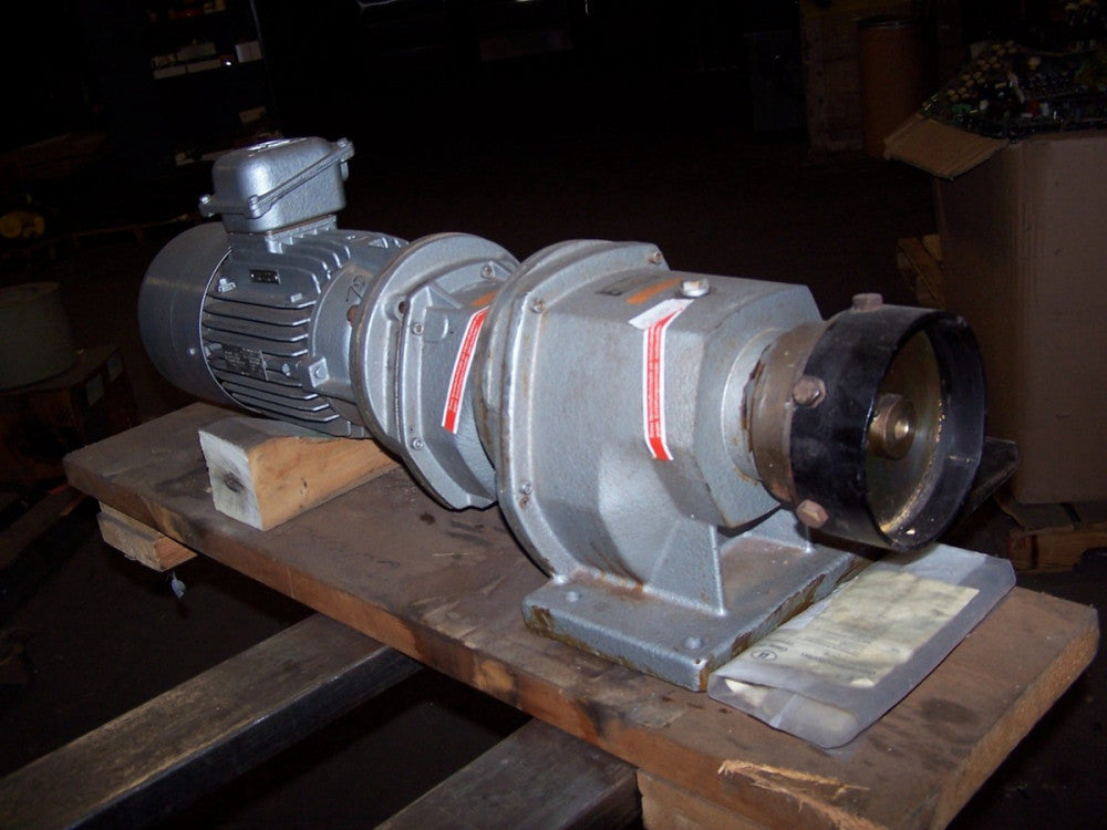 NEW LOHER .3/.7/.9 KW AC ELECTRIC GEAR MOTOR BAL100L1A-8/4/2 460V Y/YY/ DELTA 