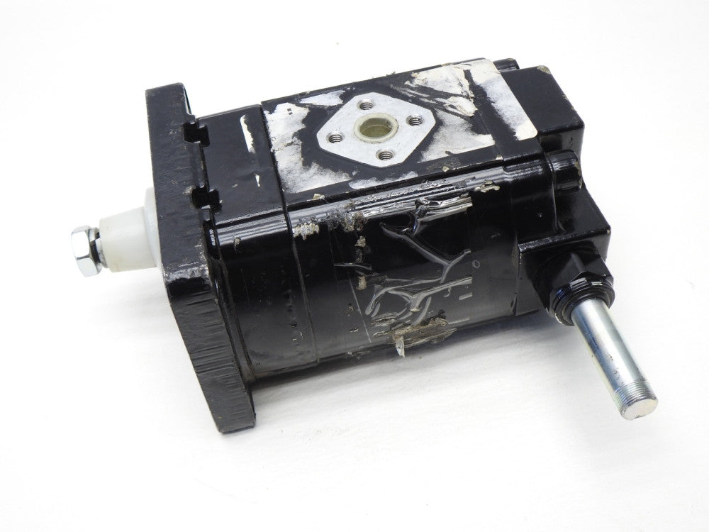 OEM Genie 04.4235.0059GT Hydraulic Motor for GTH-1256, GTH-1544, GTH-1256 NEW