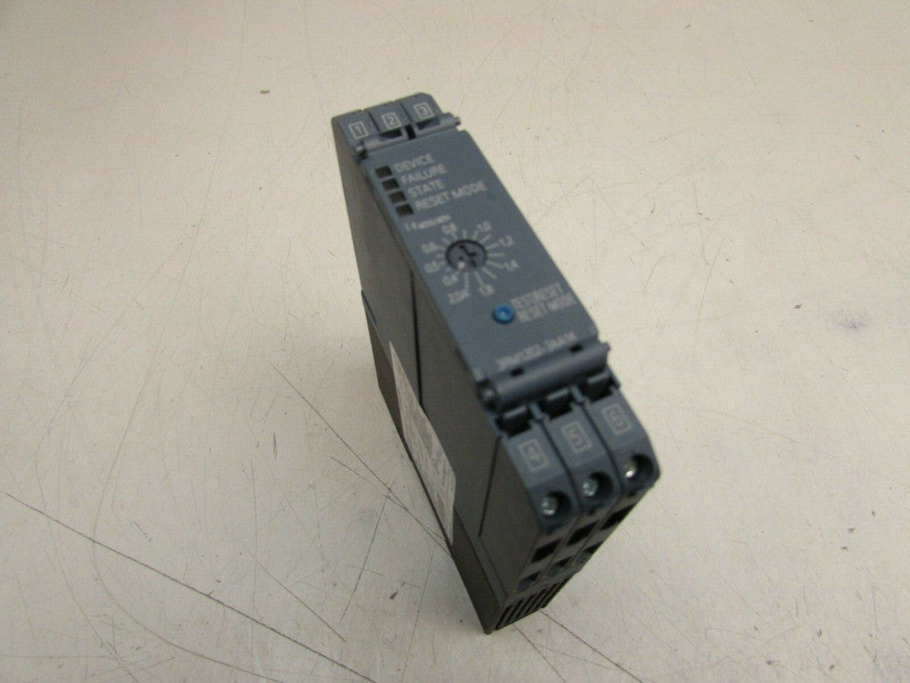 SIEMENS 3RM1202-3AA14 AC SEMICONDUCTOR MOTOR STARTER NICE USED TAKEOUT !!M/O !!