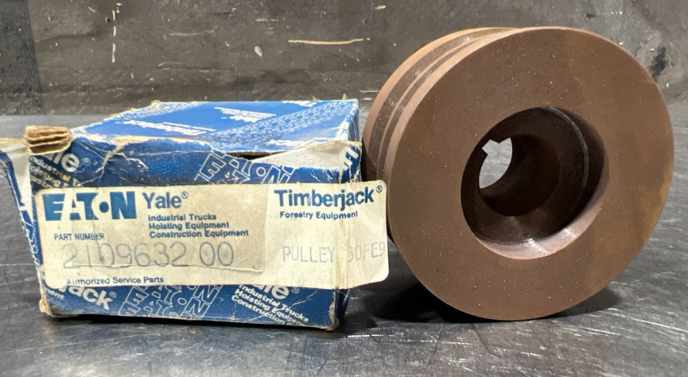 Nos Surplus EATON Yale Timberjack Trojan Part No 2109632 00 Pulley 30F39