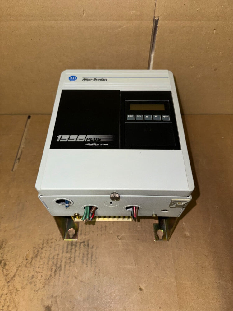 ALLEN BRADLEY 1336S-AQF50-AA-EN4-HAP AC DRIVE, 240-VAC, USED! MAKE OFFER!