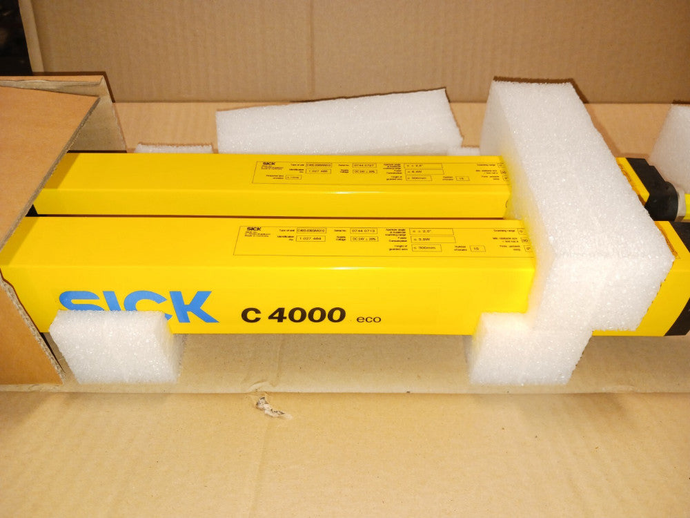NEW SICK C400 EMITTER / RECEIVER C40S-0303AA310 C40E-0303AN310 LIGHT CURTAIN