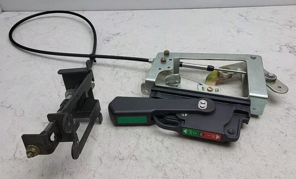 Allen Bradley 6608C44-H12-48 Circuit Breaker Disconnect Switch Operator 