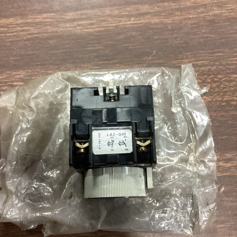 Telemecanique LA2-D24 Time Delay Block