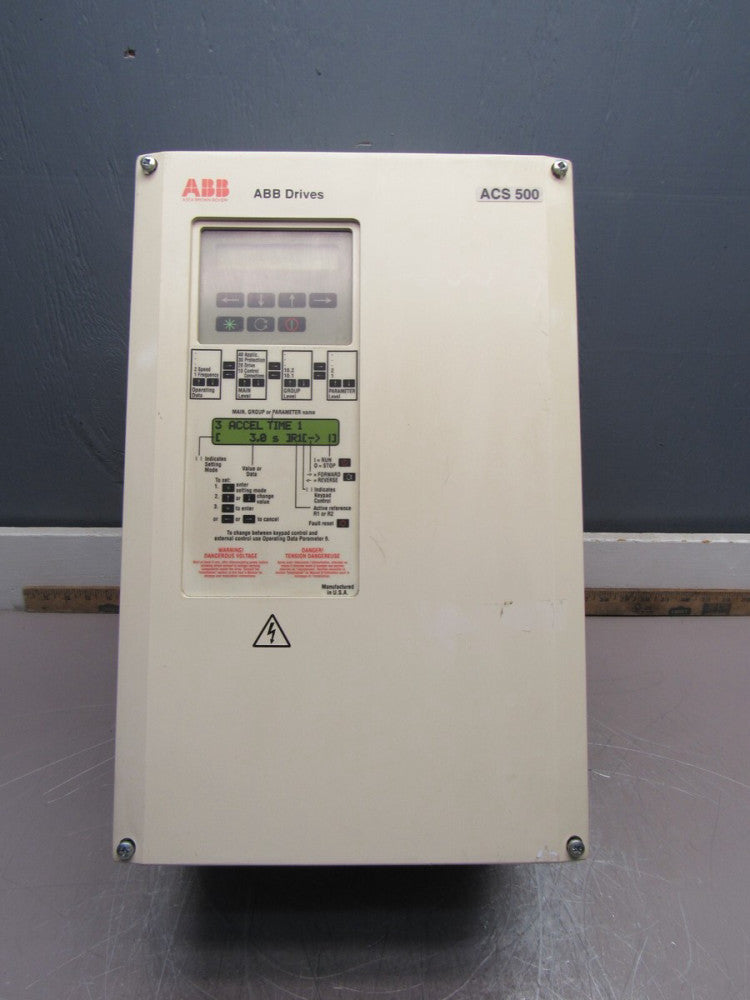 ABB ACS501-015-4-00P5 VARIABLE FREQUENCY DRIVE 500VAC 15HP 21A CT XLNT USED M/O