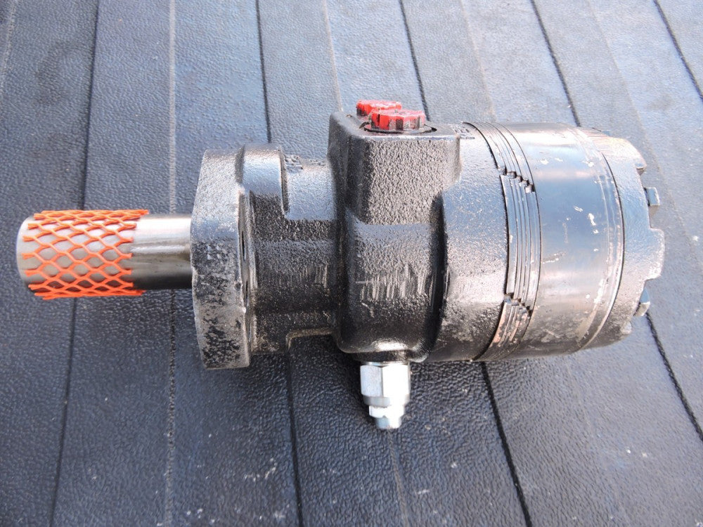 Sumitomo Drive Gear Reducer CNHXS-6105Y-25 Motor: 2.24 HP, Ratio: 25 1920 INLB