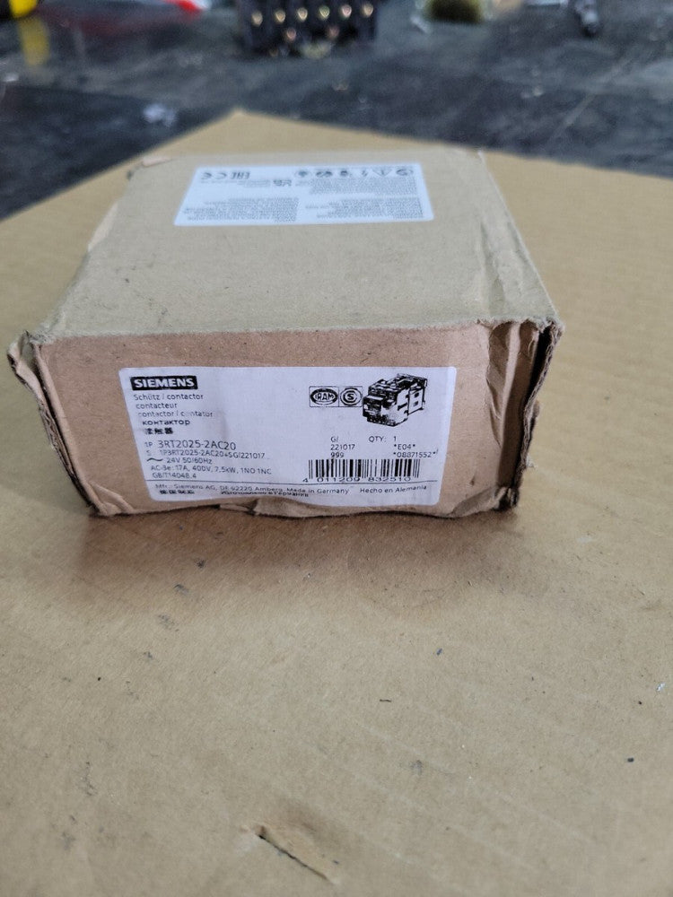SIEMENS SIRIUS 3RT2025-2AC20 35A 600VAC CONTACTOR