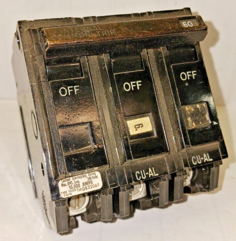 GE 60 AMP BOLT ON CIRCUIT BREAKER  3 POLE 240 VAC THQB32060