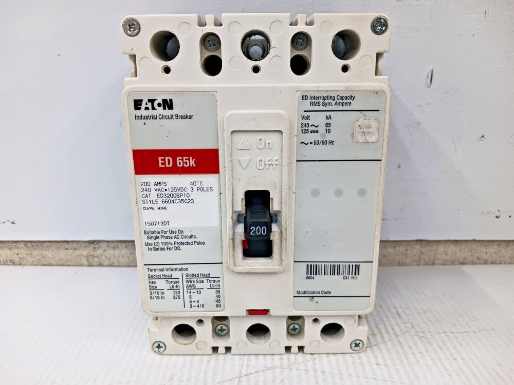 Eaton 200 Amp Circuit Breaker 3 Pole 240 VAC / 125 VDC 65kA ED3200BP10