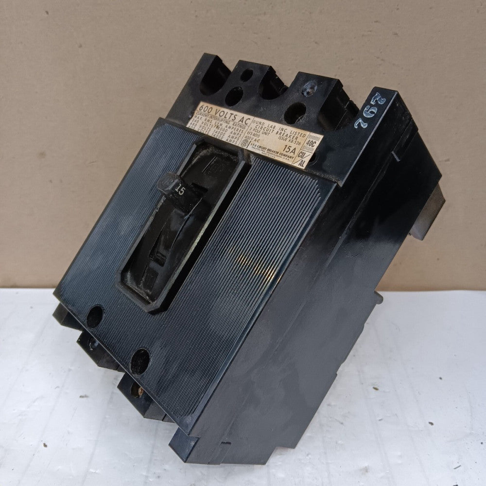 I-T-E 15 AMP CIRCUIT BREAKER 3 POLE 600 VAC EF3-B015 EF3B015