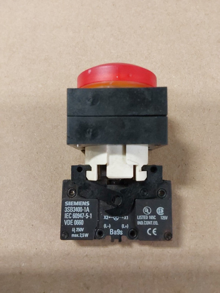 Siemens 3SB3400-1A Lamp Holder RED Button NEW 