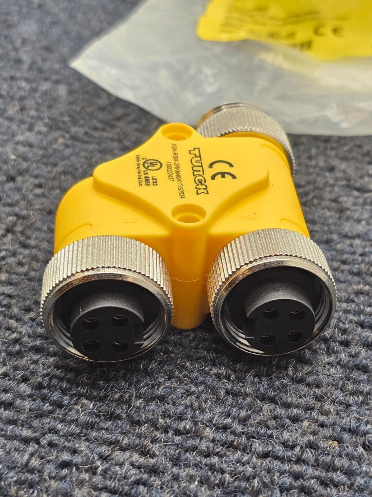 ( QTY 2 ) TURCK XSH-RSM-2RKM46 / S3034 : H SPLITTER 4-PIN TEE CONNECTOR FITTING