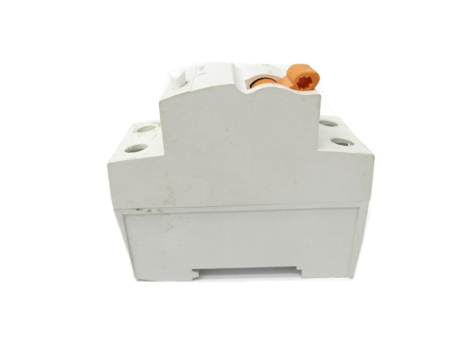 SCHNEIDER ELECTRIC 16744 40A 230V UNMP