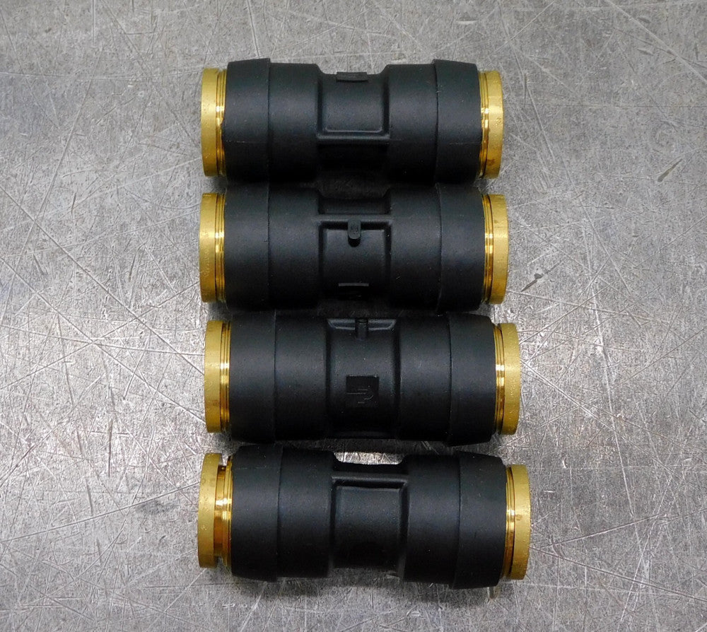 Parker PF-00043 Push-To-Connect Tube Fitting 5/8" OD Brass Lot of Four (4)