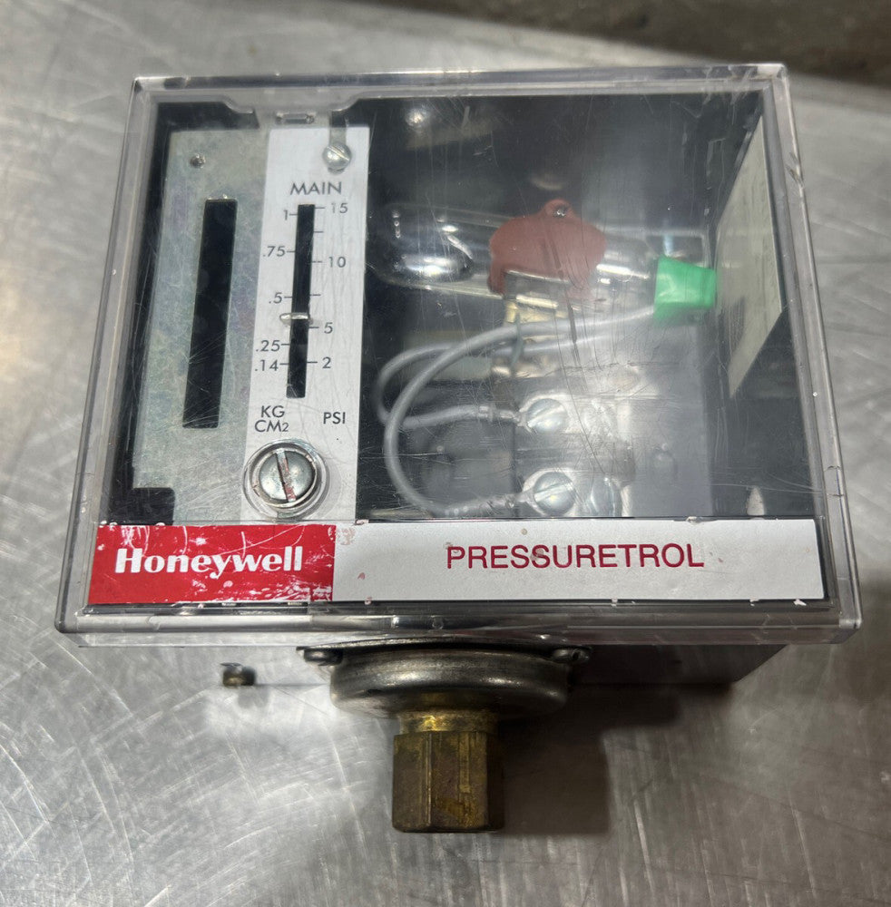 HONEYWELL PRESSURETROL L404C 1147 Nos Surplus. Item ID 1